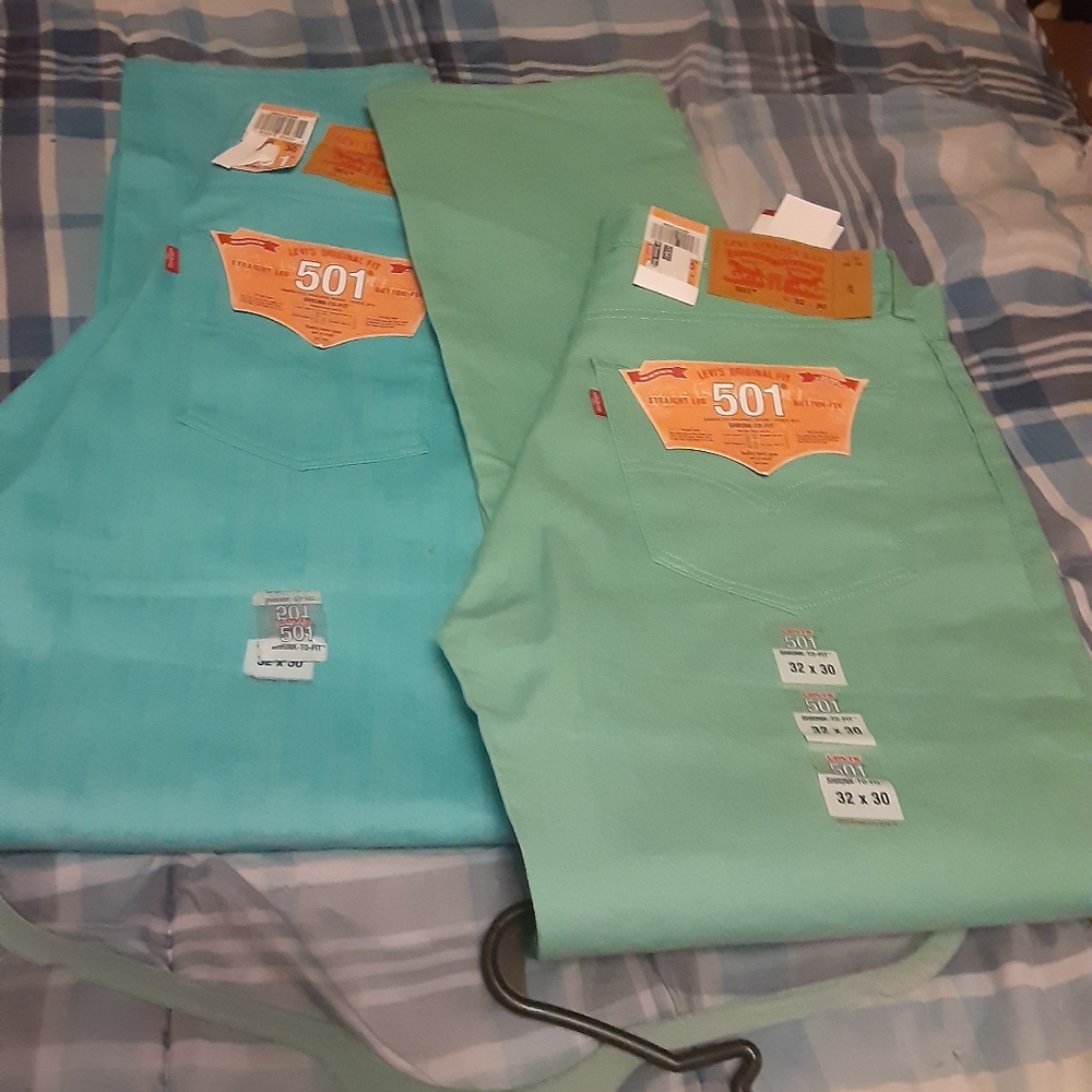Levi jeans Turquoise Blue and Green